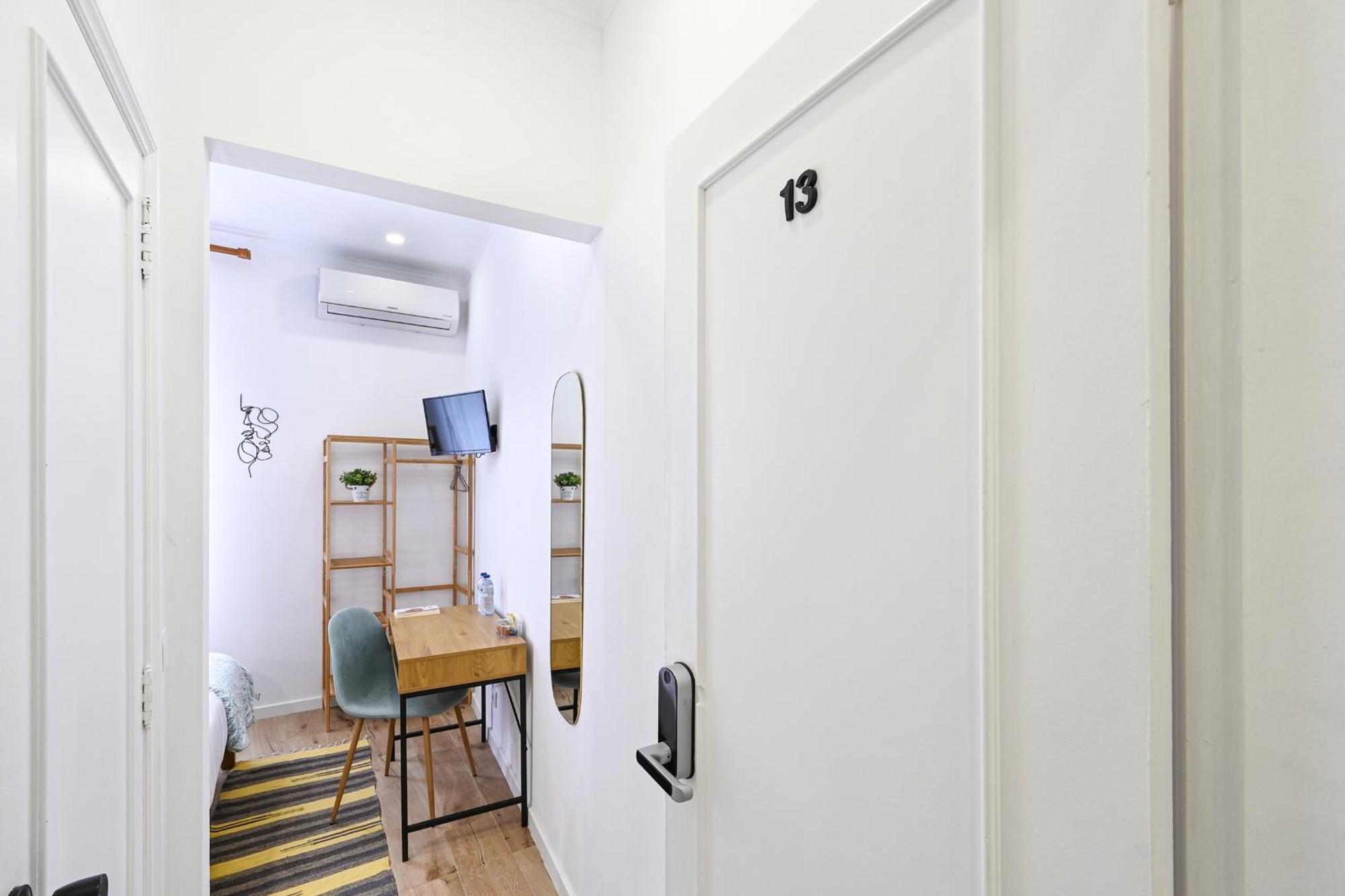 Casa Maya - Boutique Guesthouse Порту Экстерьер фото
